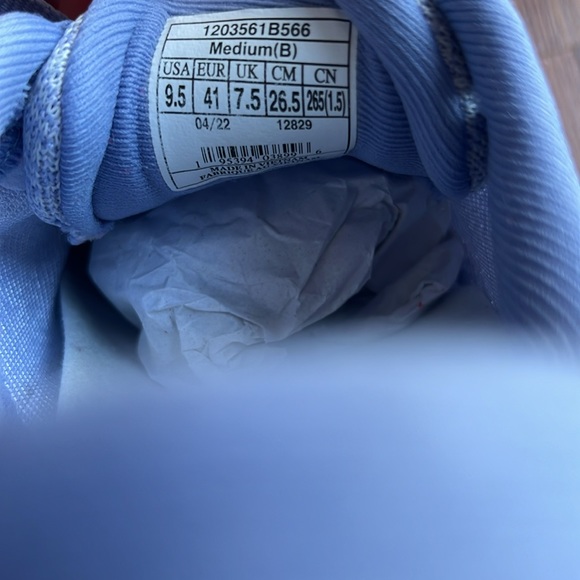 Women’s Brooks Ghost 14 - Picture 2 of 8